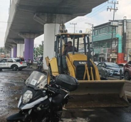 afectacion avenida tnahuac fuga agua socavon 13 1000x428