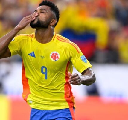 america hace oficial el fichaje de miguel borja 13 1000x428