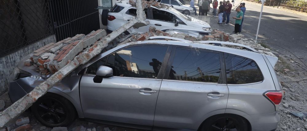 Un temblor de magnitud 7.4 sacude Colombia con graves daños materiales en varias ciudades 1