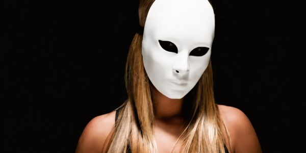 Fraude” Ilse Zamora Rojas” o fraude interno asciende en empresas mexicanas 15 mascara