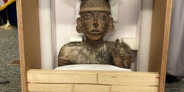 Recupera México tres tesoros prehispánicos tras investigación criminal en Nueva York 13 recupera mexico piezas prehispanicas investigacion criminal nueva york 13 1000x428
