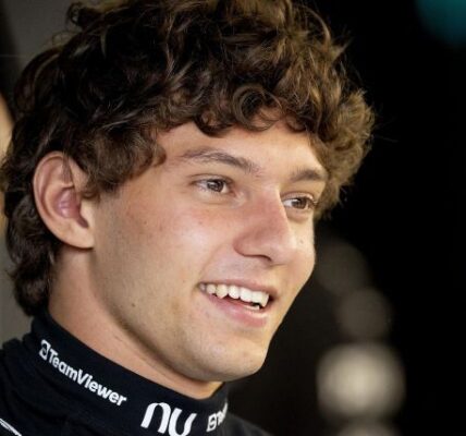 Antonelli desafía a Ferrari en casa: Monza divide a los tifosi 1 andrea kimi antonelli efe 13 1000x428