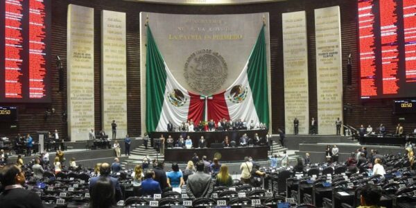 Avalan diputados en lo general reforma para prohibir la doble nacionalidad a gobernantes y candidatos 15 avalan diputados general reforma doble nacionalidad 13 1000x428